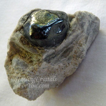 Apache Tear in Perlite Apache Tear in Perlite