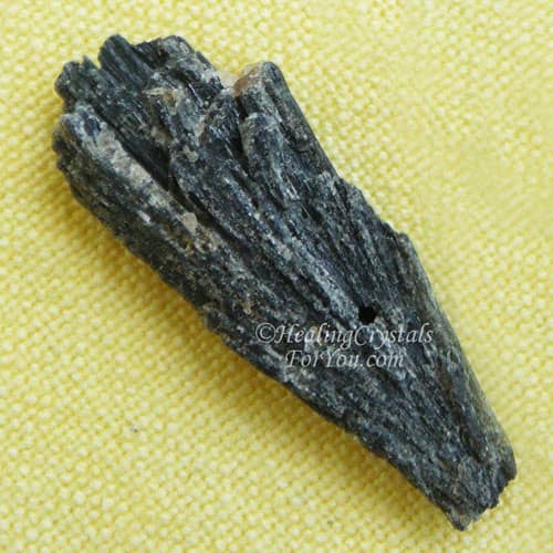 Kyanite noire Kyanite noire