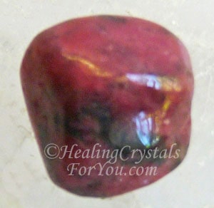 Deep Pink Thulite Image © Liz Oakes Thulite