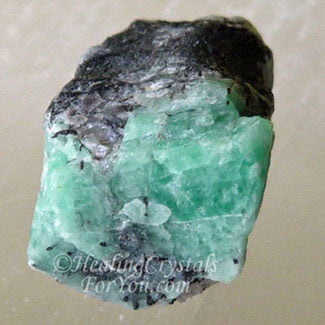 'A' Grade Emerald Heart 4th Chakra Rough Gemstone Raw Emerald Crystal Stone of Successful Love Marriage Stone