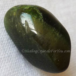 Green Kornerupine sq250