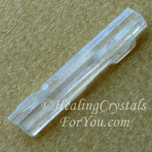 Hambergite "title =" Hambergite "data-pin-media =" https://www.healing-crystals-for-you.com/images/hambergite- sq220.jpg "style =" ancho: 220 px; height: auto "/> <span class=