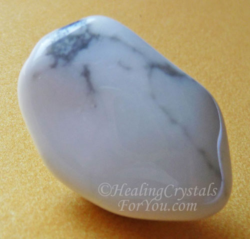 Howlite