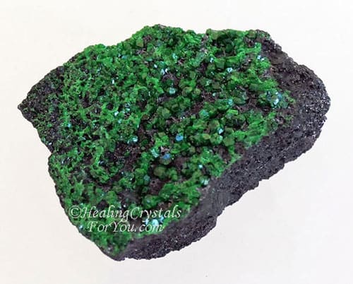 Natural Raw Uvarovite Natural Raw Uvarovite