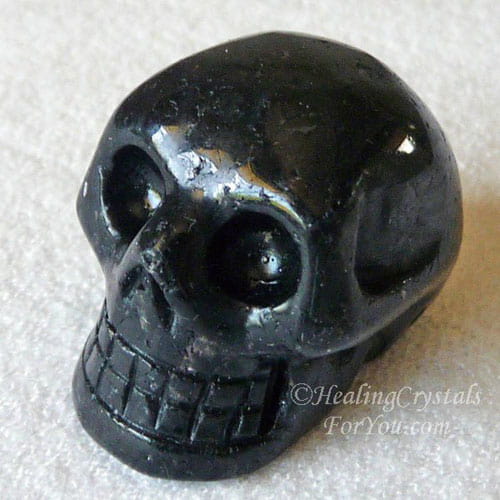 Nuummite Skull