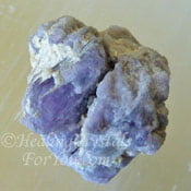 Scapolite "title =" Scapolite púrpura "data-pin-media =" https://www.healing-crystals-for-you.com/images/purple-scapolite-sq175-6.jpg "/> <span class=
