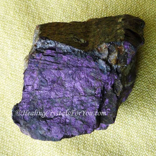 Bright purple Purpurite