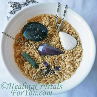 Cleansing crystals with rice