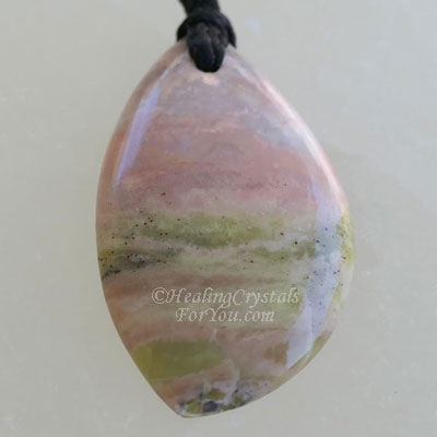 Skye Marble "title =" Skye Marble "data-pin-media =" https: // www .healing-crystals-for-you.com/images/skye-marble-pendant-1d.jpg "style =" width: 400px; altura: automático