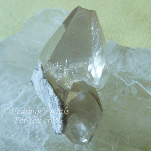 Stellar Beam Calcite Pale Gold Stellar Beam Calcite